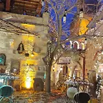 Vintage Cave House Hotel Göreme