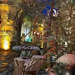 Vintage Cave House 호텔