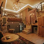 Hotel Vintage Cave House