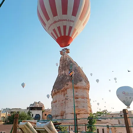 Vintage Cave House 3*