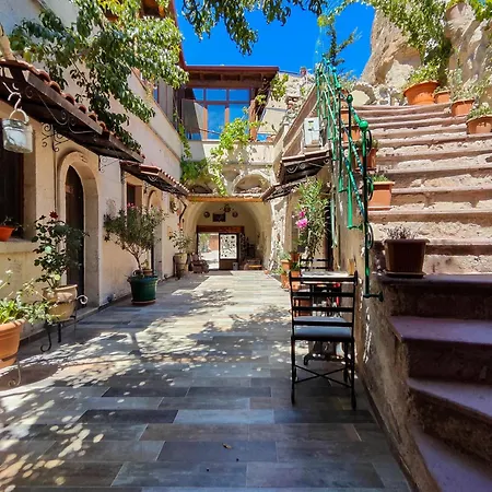 Vintage Cave House Hotel Göreme