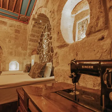 Vintage Cave House Göreme