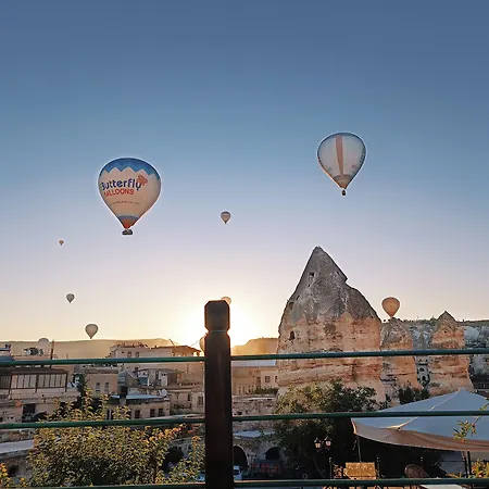 Vintage Cave House 3*