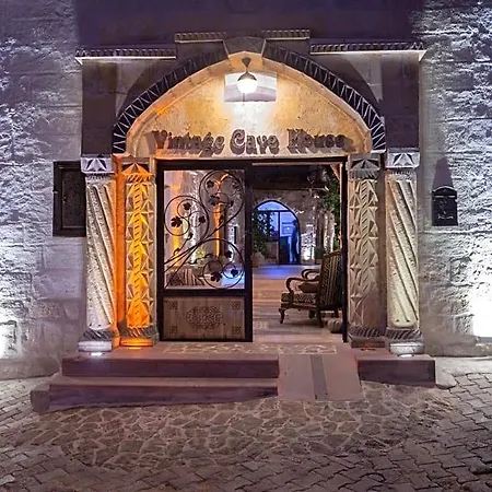 Vintage Cave House מלון