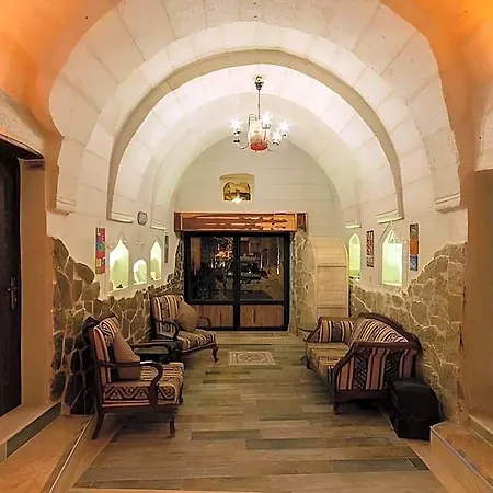 Vintage Cave House 格雷梅