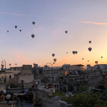 Vintage Cave House 3*