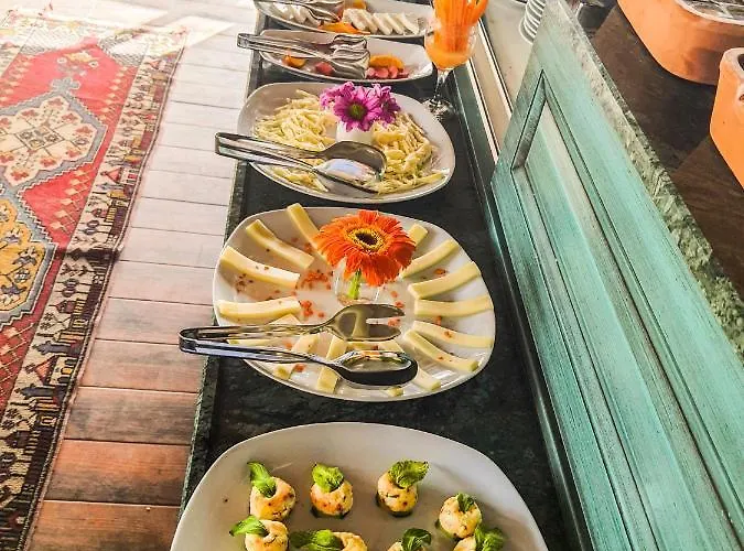 Vintage Cave House Hotel Goreme