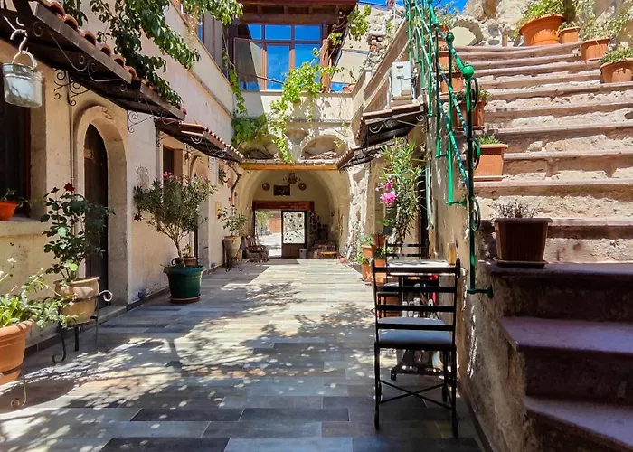 Vintage Cave House Hotel Goreme