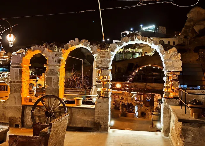 Vintage Cave House Hotel Goreme